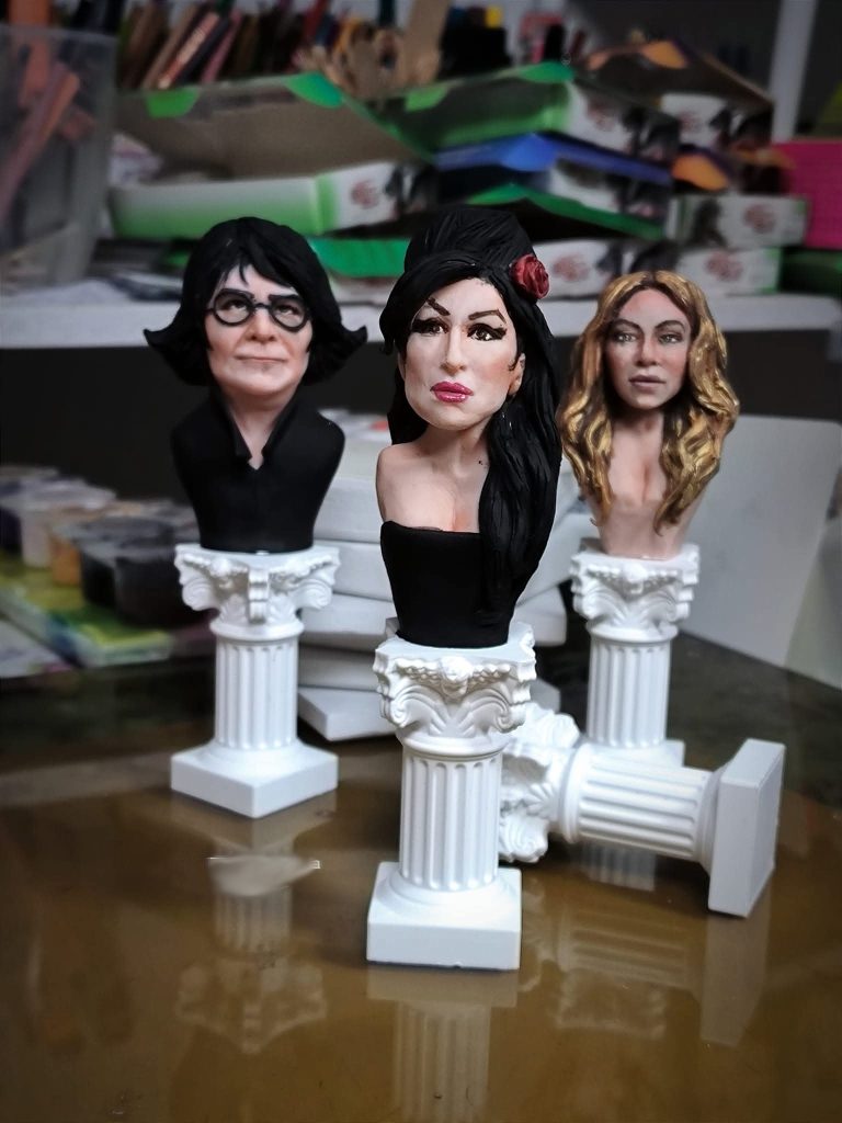 regali-personalizzati-statuine-mezzi-busti