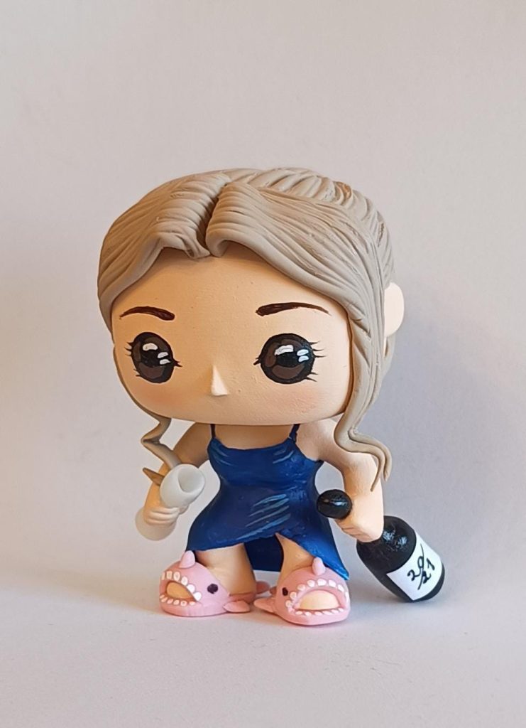 FUNKO PERSONALIZZATI funko-pop-personalizzato-ragazza-brindisi